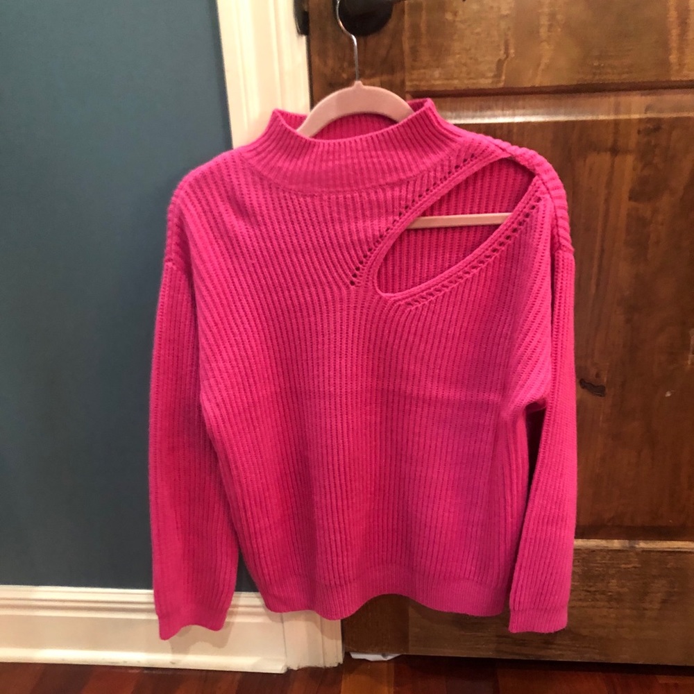ASTR sweater